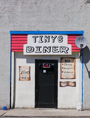 Tinys705.jpg