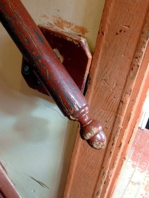 2140097_handrail.JPG