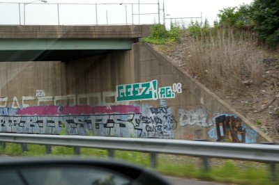 51graffiti.JPG