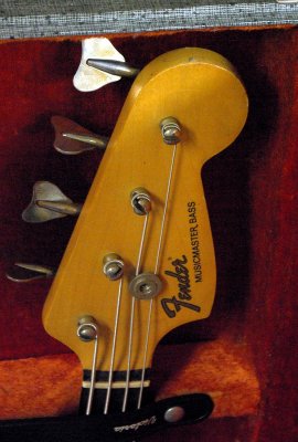 04fender6993.JPG