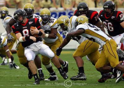 GT defense corrals Gardner-Webb QB Doolittle