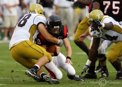 Yellow Jackets DT Anderson sacks GWU QB Campbell