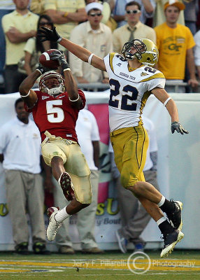 Jackets S Taylor is unable to stop Noles WR Preston Parker from catching a touchdown pass late in the fourth quarter