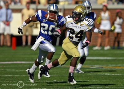 Georgia Tech A-back Embry Peeples attempts to catch a pass with MTS S Jeremy Kellem defending