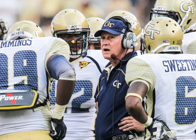 Jackets Defensive Coordinator Al Groh talks to his squad