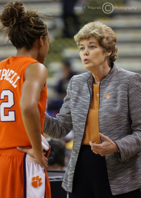 Clemson Tigers Head Coach Cristy McKinney discusses strategy with G Campbell