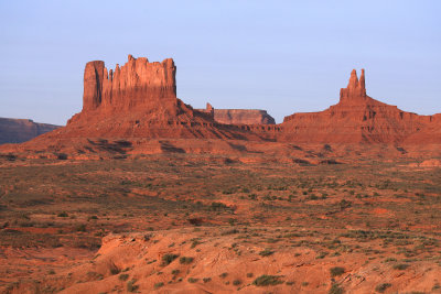 Castle Butte, Bear and Rabbit, Stagecoach and The King on his Throne turn red as the sun rises