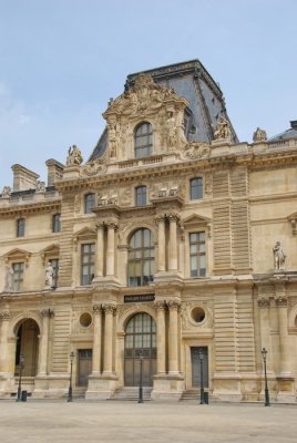 Louvre_09.jpg