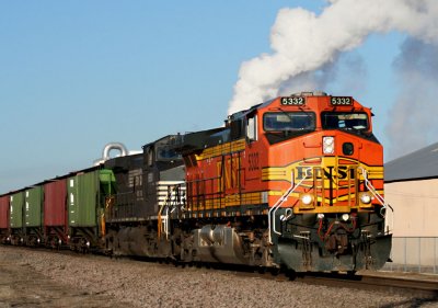 BNSF 5332 East