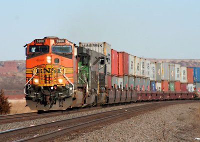 BNSF 5200 West