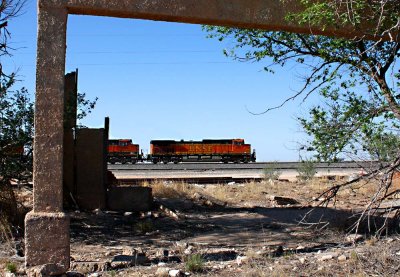 bnsf5037wyeso.jpg