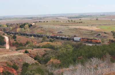 BNSF 5613 West