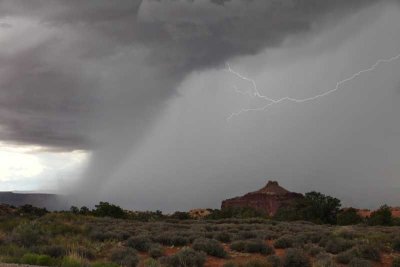 canyonlands_-_islands_in_the_sky