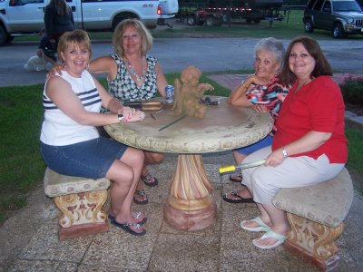Melissa, Bonnie, Skeet and Gail 2009