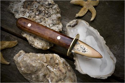With this selfmade Knive Oysters will taste even better!