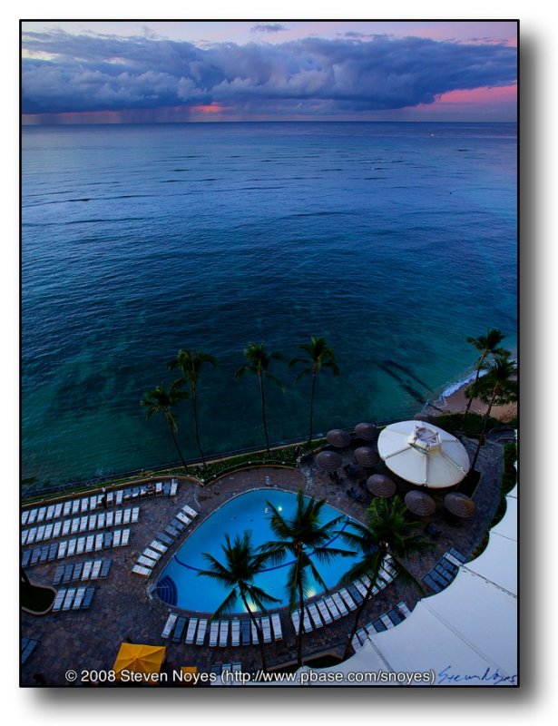 A Hawian Storm : Waikiki Sheraton : Oahu Hawaii