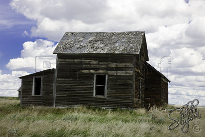 100040_Old House.jpg