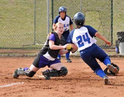 SMC Softball 09 vs SoConn