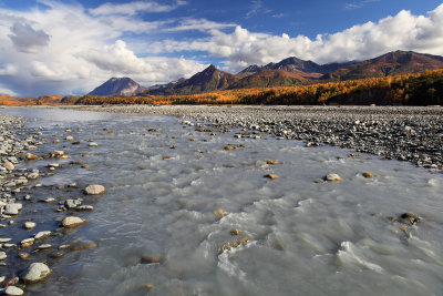 9-18-09 Matanuska River -King Mountain and Pinnacle Mountain