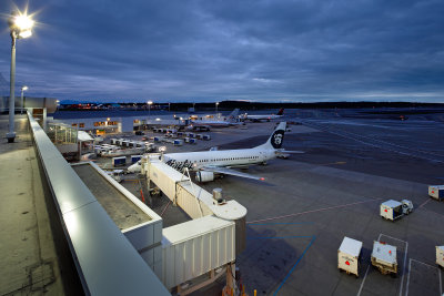 Apron View 8-12-10 (17mm TS-E)