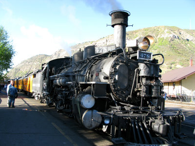 Train in Station.jpg