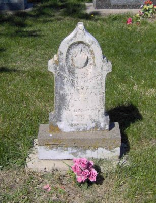 Matthias Portschy was a 2nd great grandson to Johann (Hans) Portschy, father to Georg Portschy & my own 3rd great maternal grandfather. He was eldest of seven children born to Paul Portschy u his frau, Anna Herzog. On 19 November 1849 in Gols Hungaria, he married Elisabeta Fischgradl. Together this couple would have eight children. He & his family migrated to Lancaster County Nebraska in May of 1875, settling in Kramer. Matthias Portschy died in Kramer, 22 March 1880 & is buried in the German Lutheran Evangelical Cemetery, beside the old Kirche in Kramer.