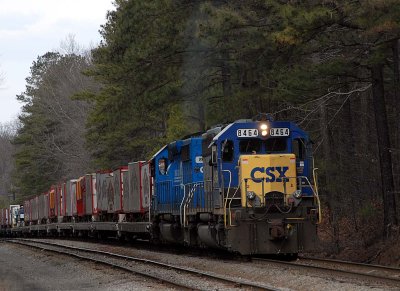 CSX bringing the circus train up the hill at Collier