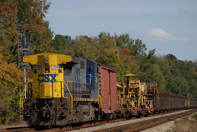 Brings back memories of long hood foward days.  Rail train at Selma NC.