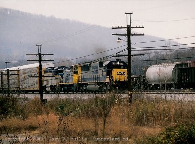 Westbound autorack train with variety leading.jpg