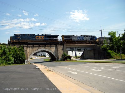 Westbound hoppers at Staunton Va.jpg