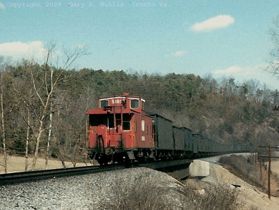A cola train on the old VGN.jpg