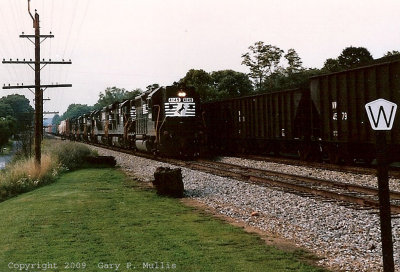 Two trains meet on the double track.jpg