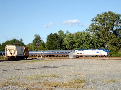 Another Amtrak at Va.jpg