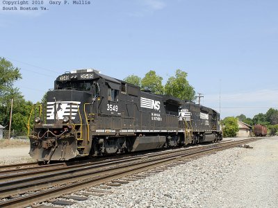 Two older units sit at South Boston Va.jpg