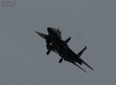 An Air Force jet comes in on approach for landing.jpg