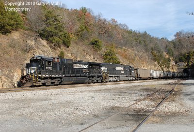 Westbound hoppers with older power at Montgomery.jpg