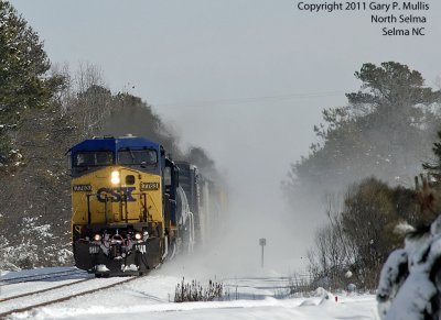 Kicking up snow as this train heads south.jpg