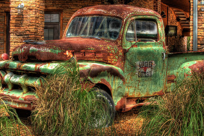 Old truck, HDR