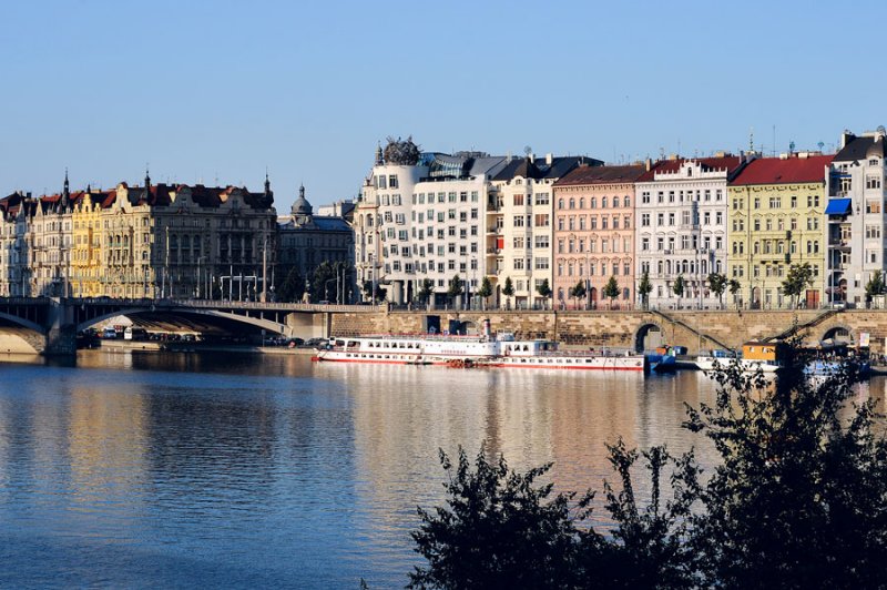 Vltava, the Dancing Building, Praha