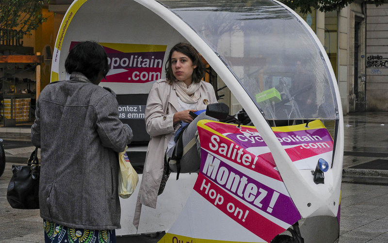 mini cab in Lyon