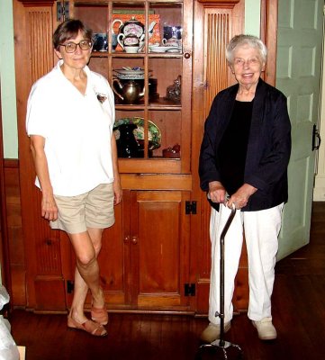 Mom&Susan021.jpg