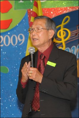 Gio sư L Qu Minh