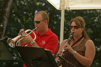 Mark and Katie in Grossen Band