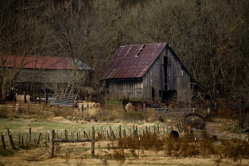 Old Boxley Valley Barn at Cave Mountain Road