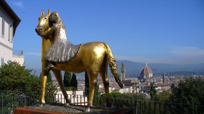 and spectacular views of Florence!