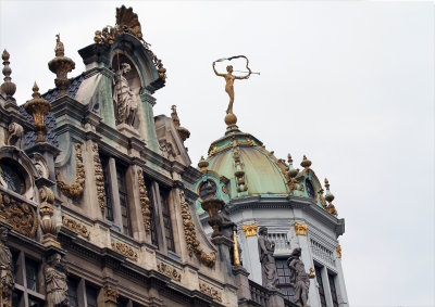 120-Brussels-Building tops Ornamentation.JPG