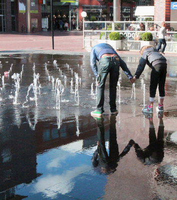 75-Playing in the Fountain.JPG