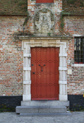 93-Brugge-Red Door.JPG