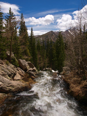 P6054029 - Top of the Falls Near Dream Lake.jpg