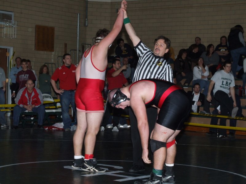 2008_0223WrestlingDistricts0062.JPG